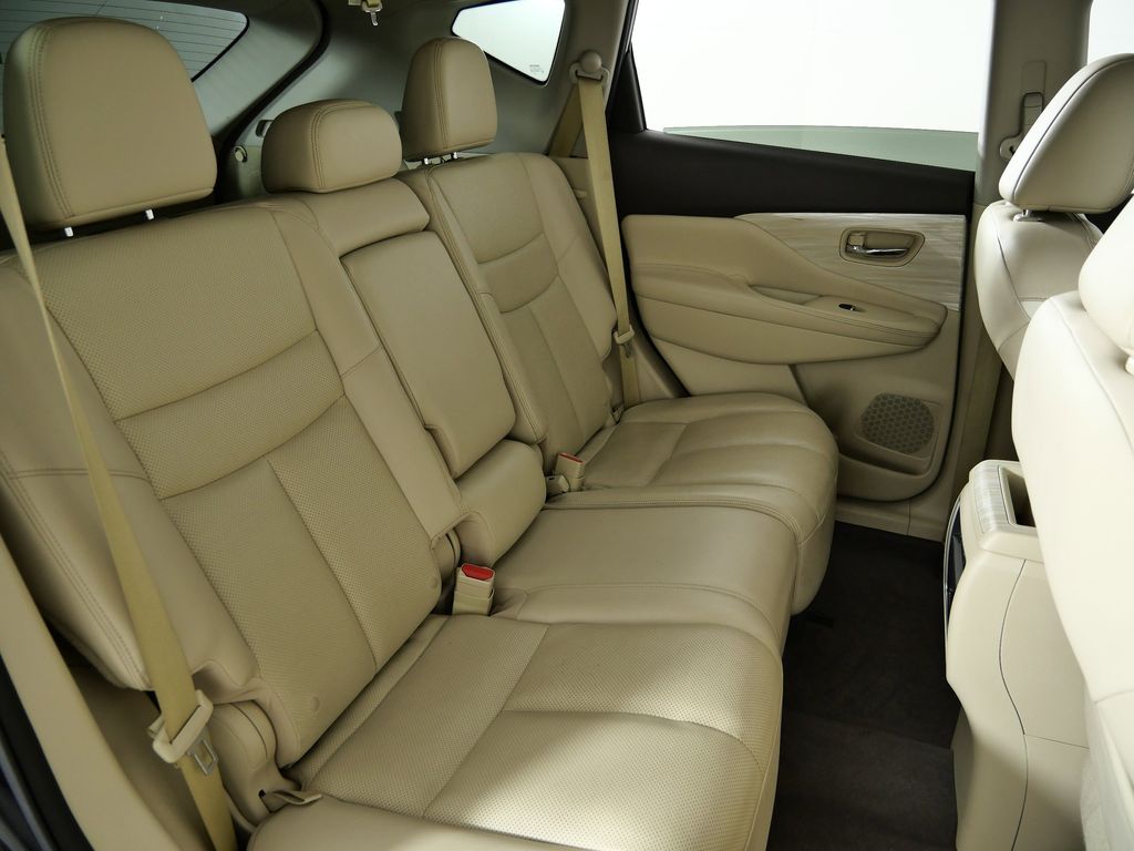 Thumbnail: 2017 Nissan Murano - 27