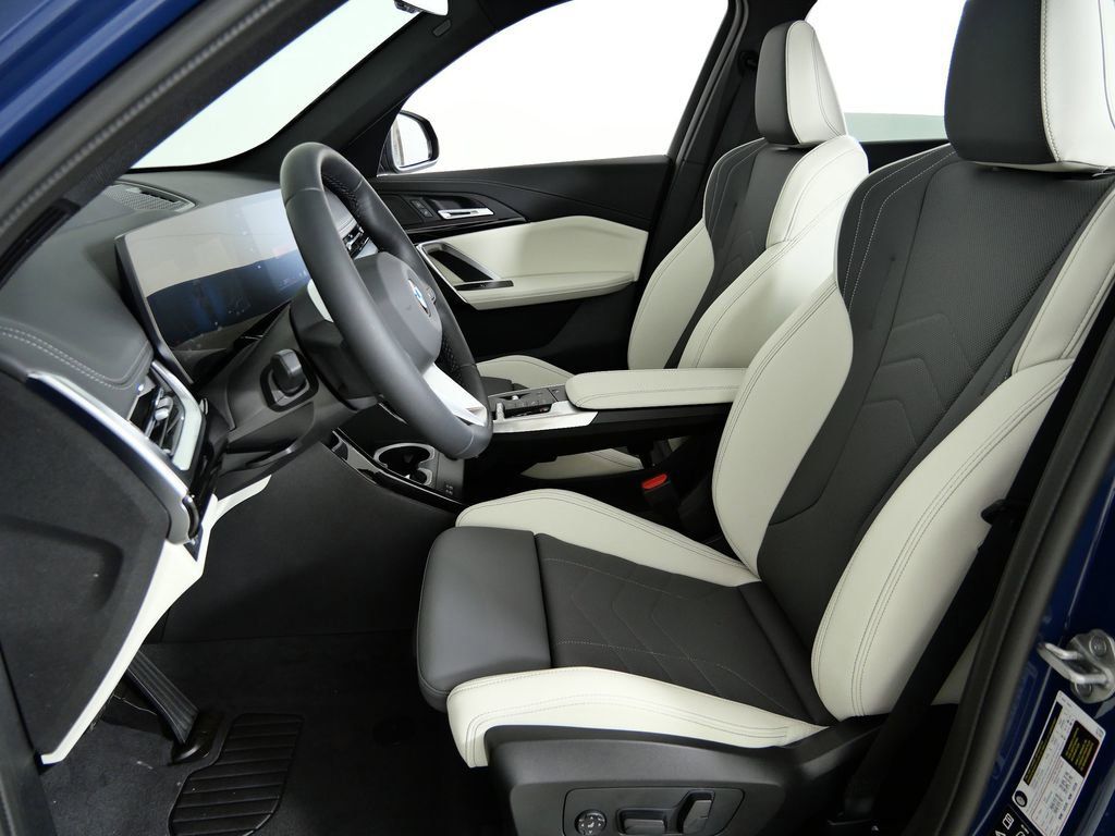 Thumbnail: 2026 BMW X1 - 35