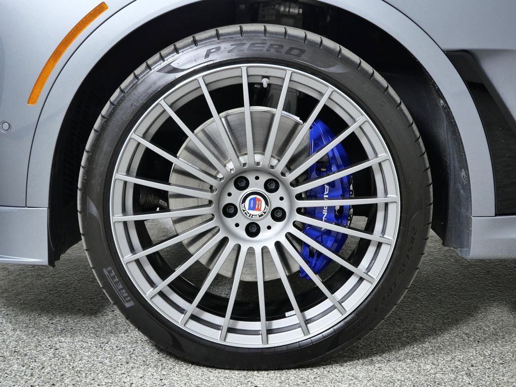 Thumbnail: 2023 BMW X7 - 21