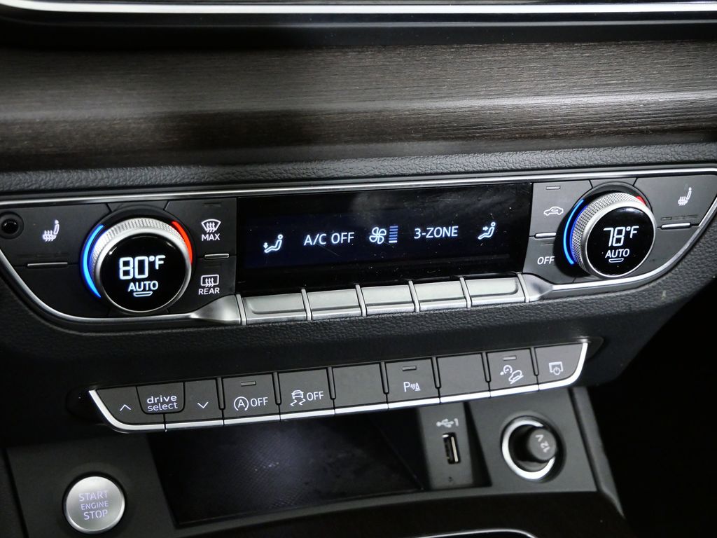 Thumbnail: 2023 Audi Q5 - 45