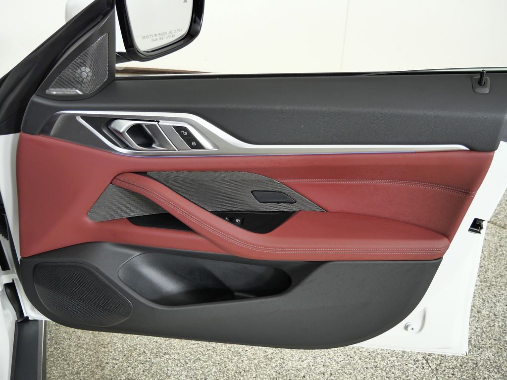 Thumbnail: 2025 BMW i4 - 23