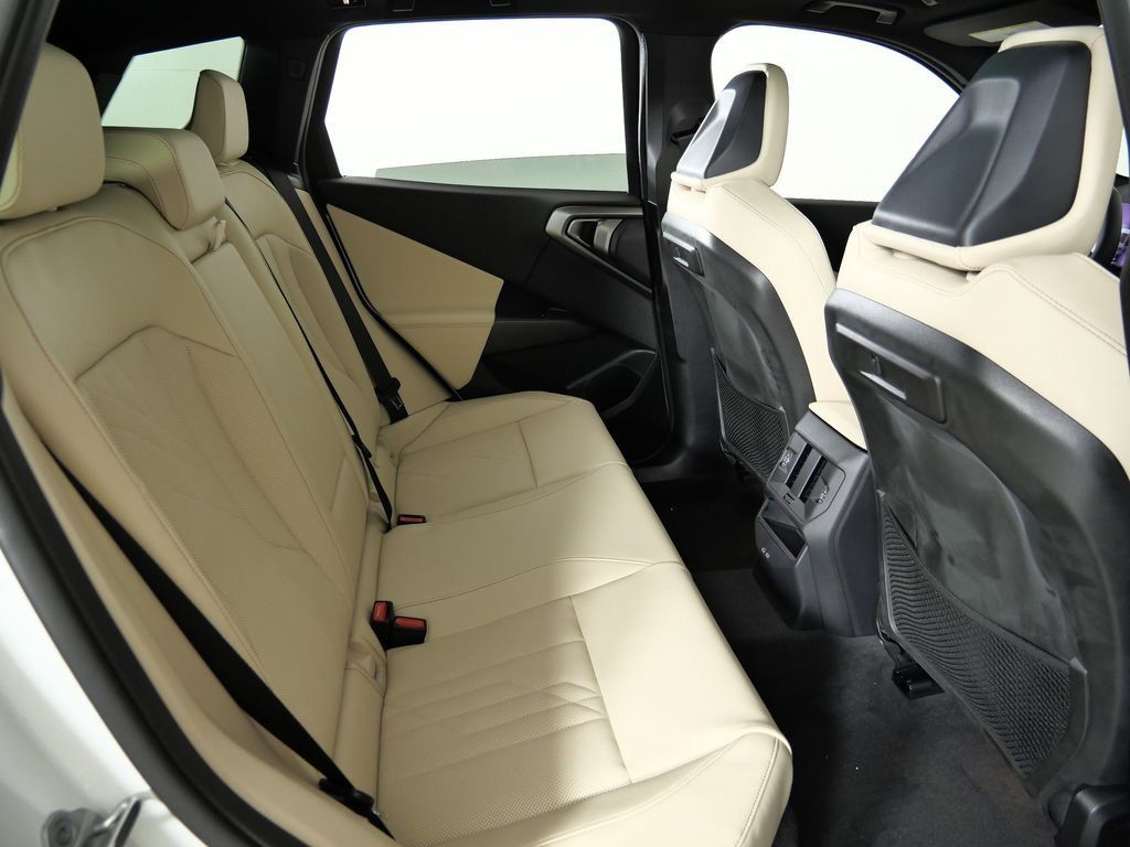 Thumbnail: 2026 BMW X3 - 27