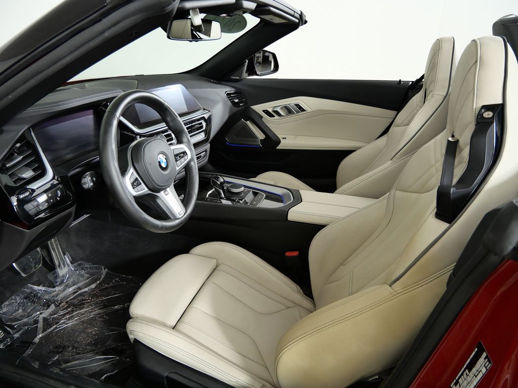 Thumbnail: 2024 BMW Z4 - 31