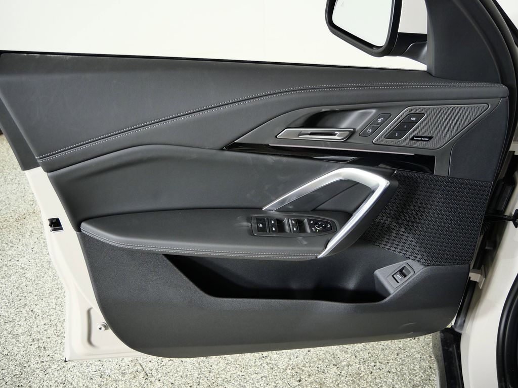 Thumbnail: 2026 BMW X1 - 31