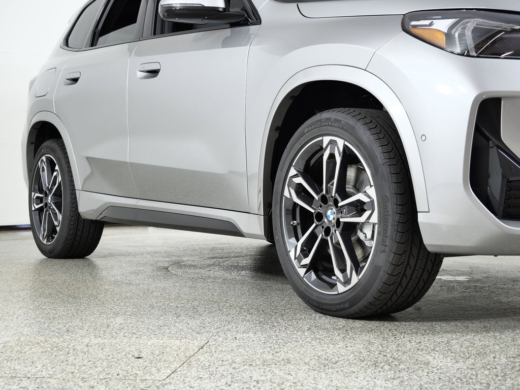 Thumbnail: 2026 BMW X1 - 6