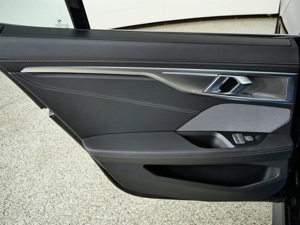 Thumbnail: 2026 BMW 8 Series - 30