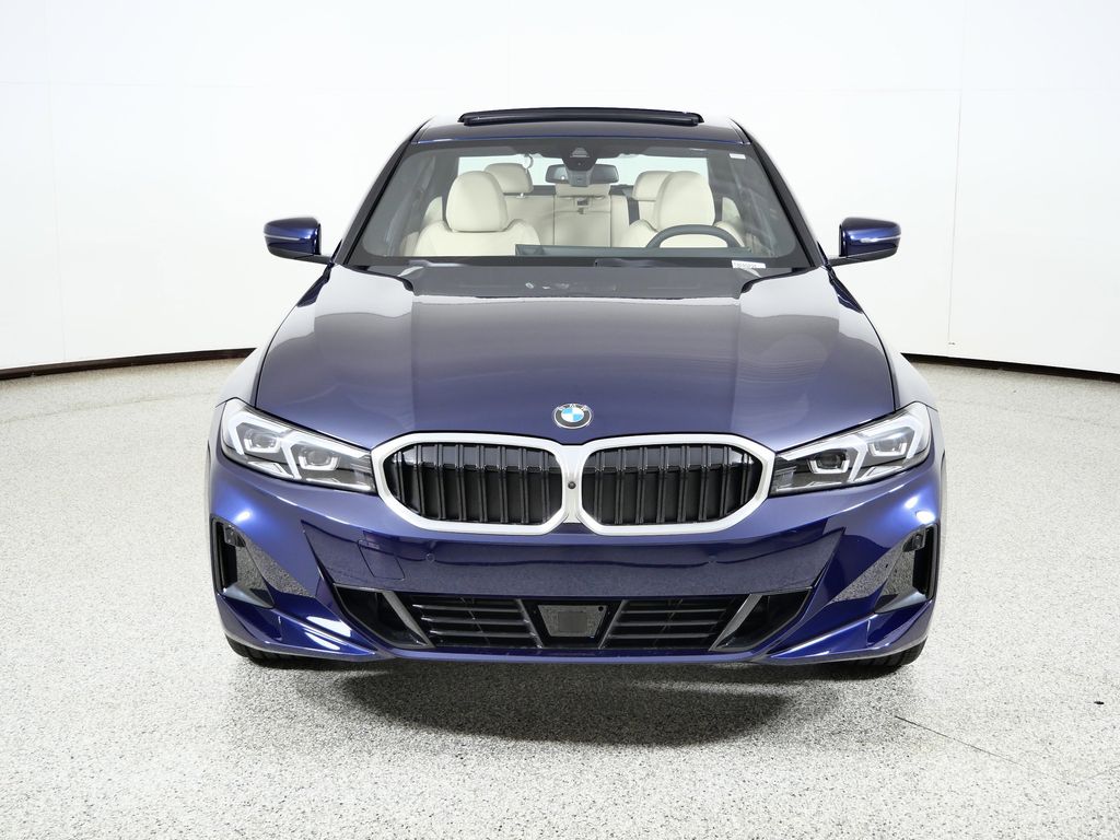 Thumbnail: 2026 BMW 3 Series - 2