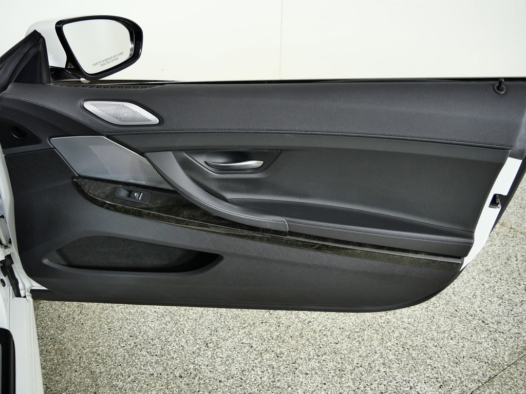 Thumbnail: 2015 BMW M6 - 19