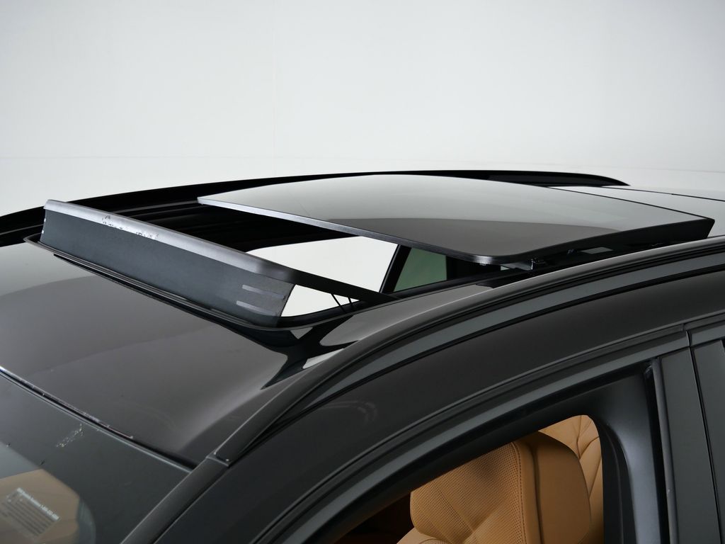 Thumbnail: 2026 BMW X5 - 18