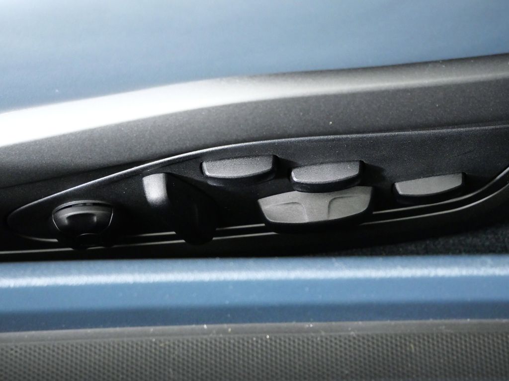 Thumbnail: 2023 Porsche 911 - 22