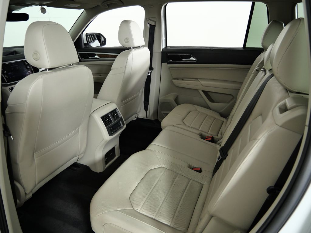 Thumbnail: 2018 Volkswagen Atlas - 30