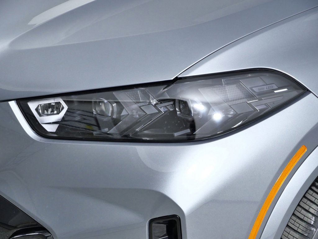Thumbnail: 2026 BMW X5 - 3