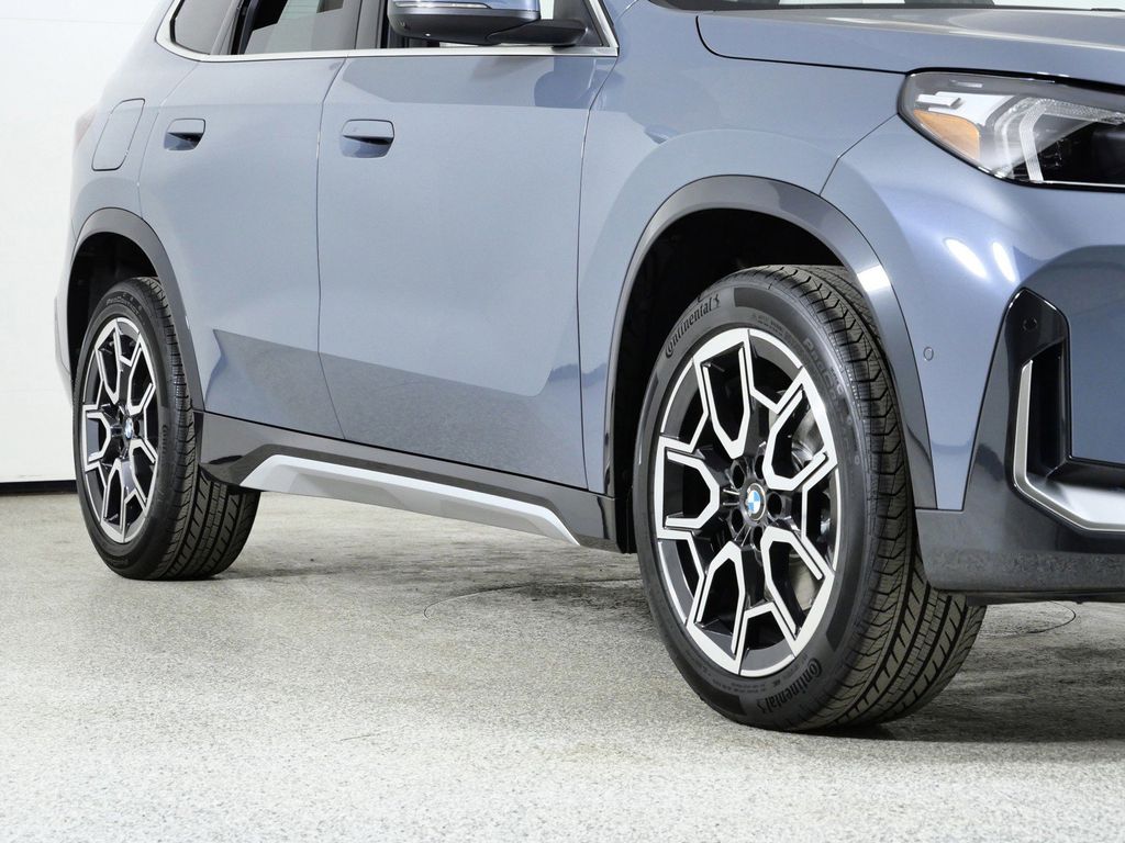 Thumbnail: 2026 BMW X1 - 6