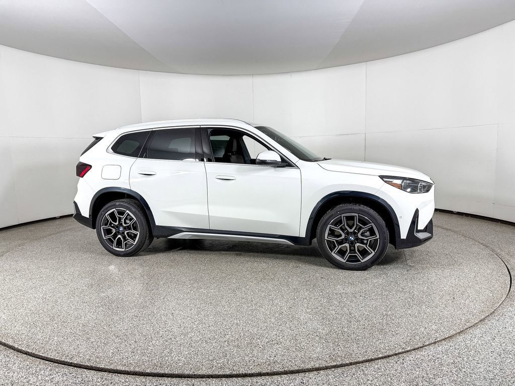 Thumbnail: 2025 BMW X1 - 5