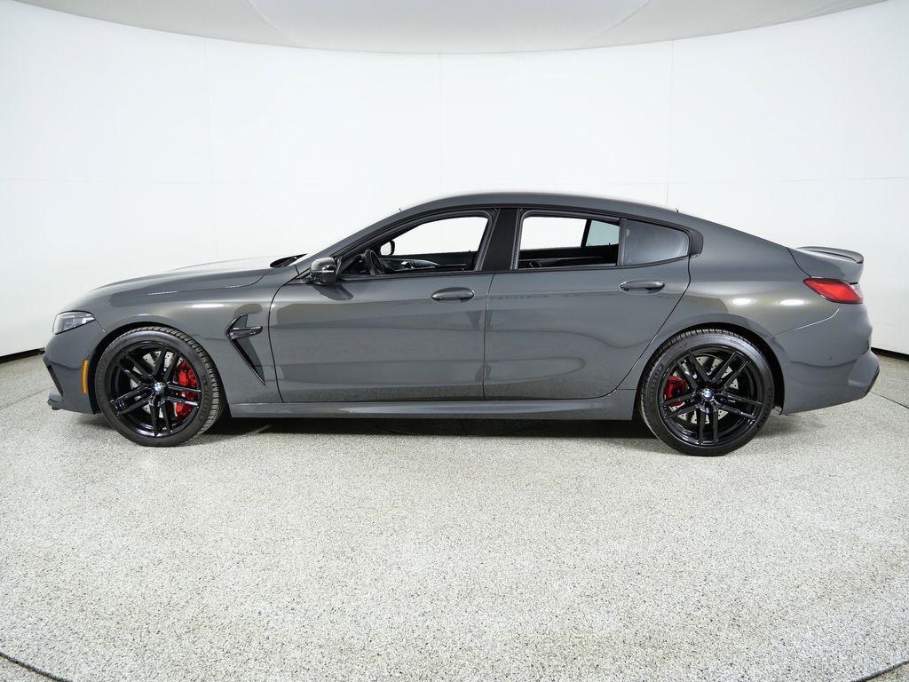 Thumbnail: 2025 BMW M8 - 16