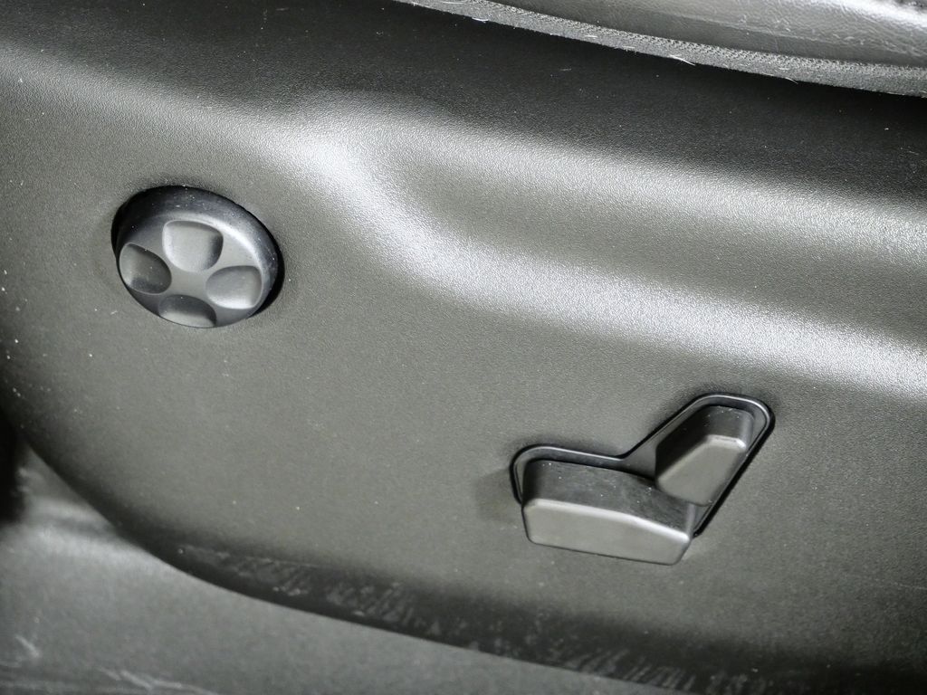 Thumbnail: 2022 Dodge Durango - 38