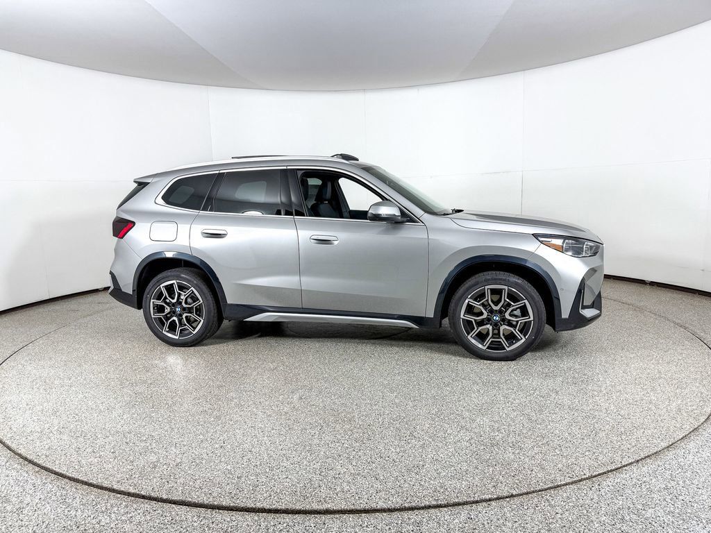 Thumbnail: 2025 BMW X1 - 5