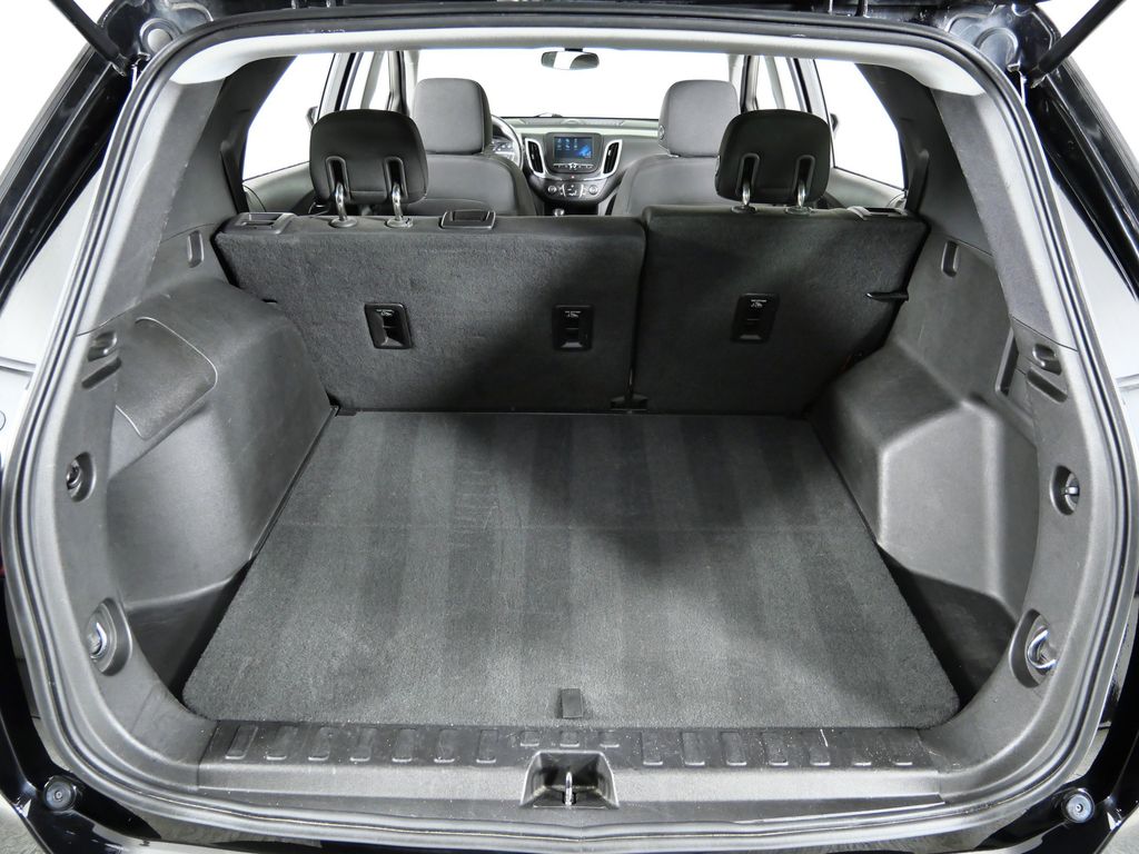 Thumbnail: 2018 Chevrolet Equinox - 27