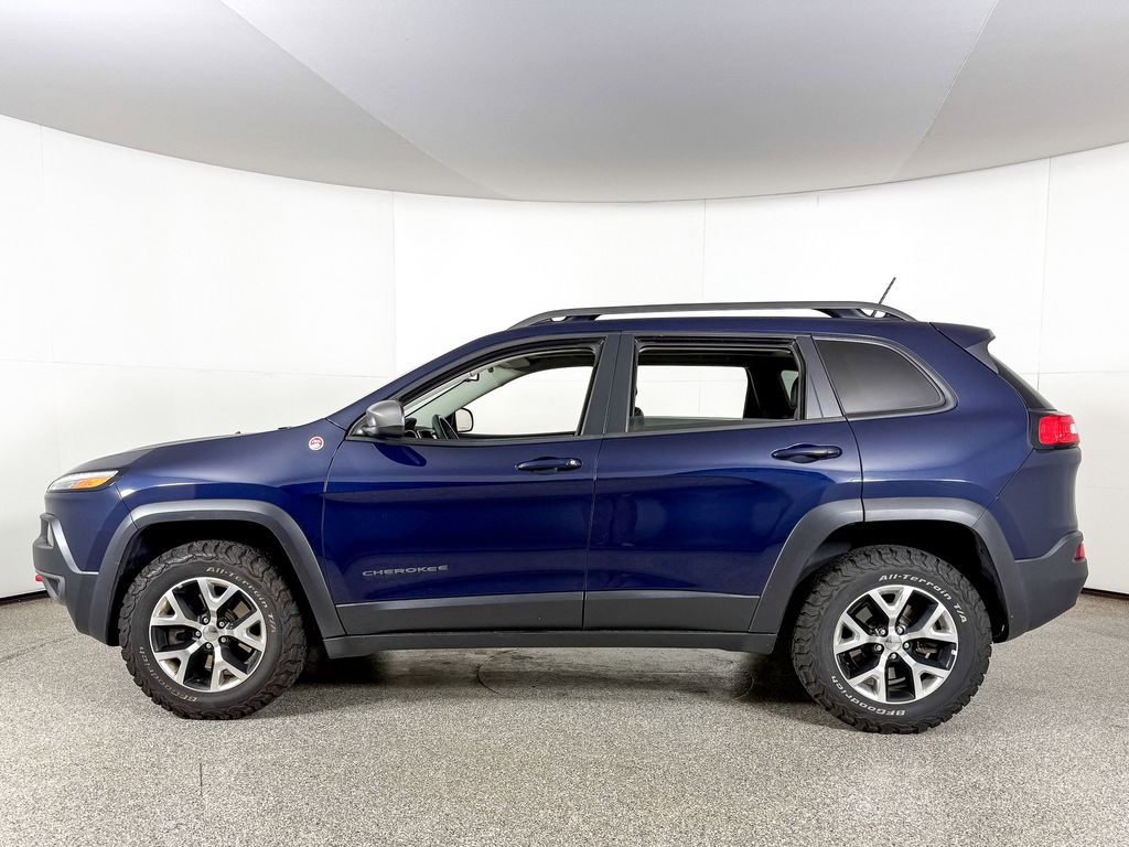Thumbnail: 2015 Jeep Cherokee - 6