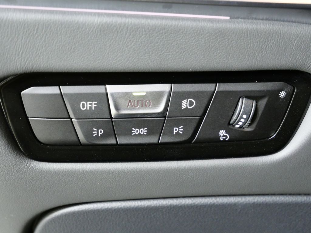 Thumbnail: 2024 BMW M3 - 38