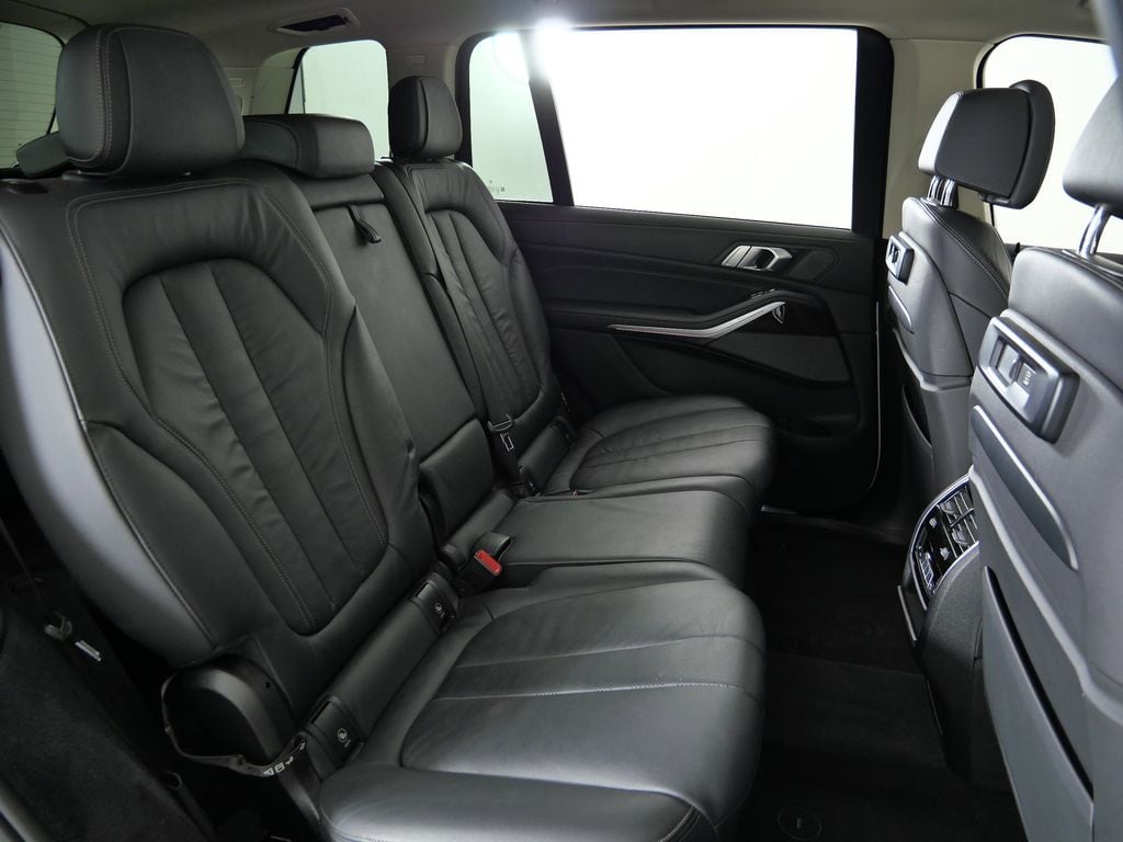 Thumbnail: 2019 BMW X7 - 27