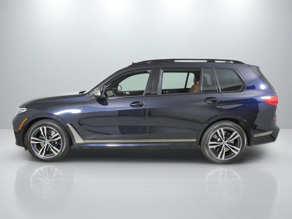 Thumbnail: 2021 BMW X7 - 15