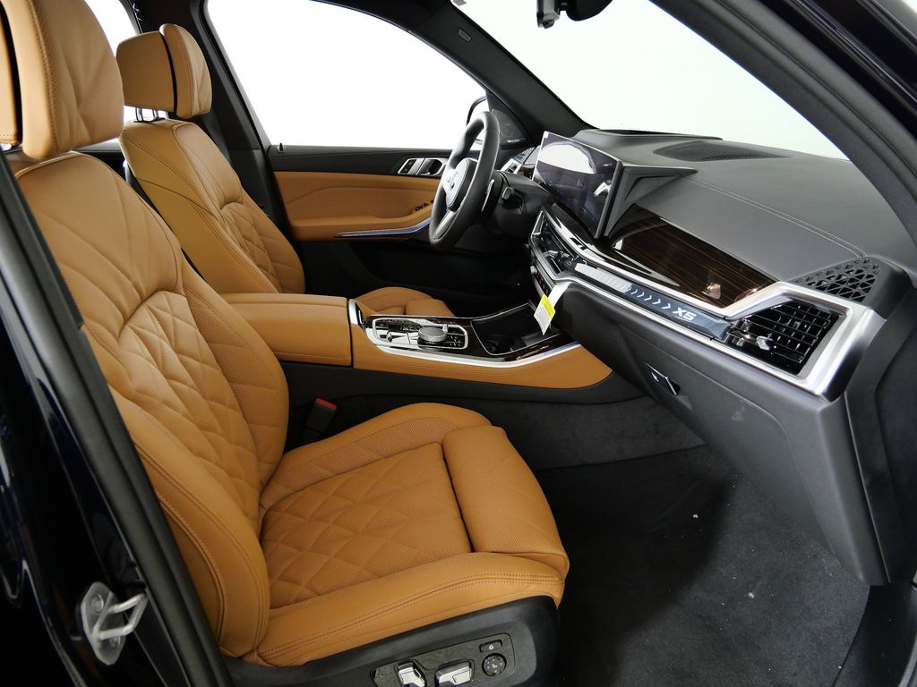 Thumbnail: 2026 BMW X5 - 20