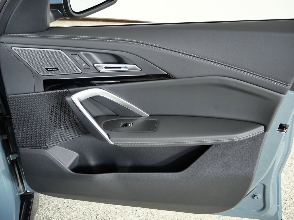 Thumbnail: 2026 BMW X1 - 21