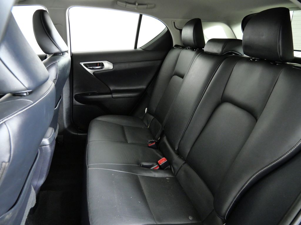 Thumbnail: 2013 Lexus CT - 29