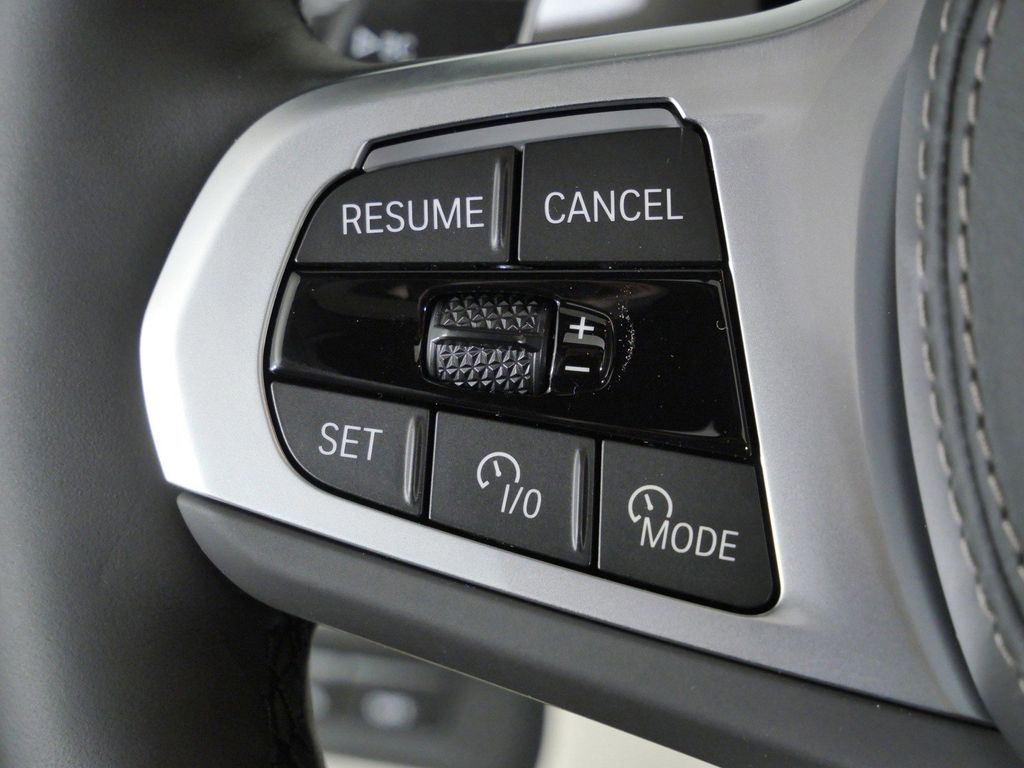 Thumbnail: 2026 BMW X5 - 41