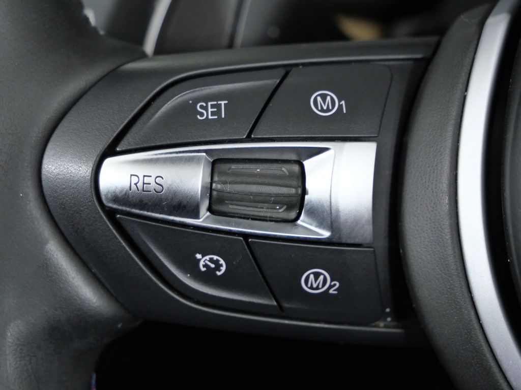 Thumbnail: 2018 BMW M4 - 40