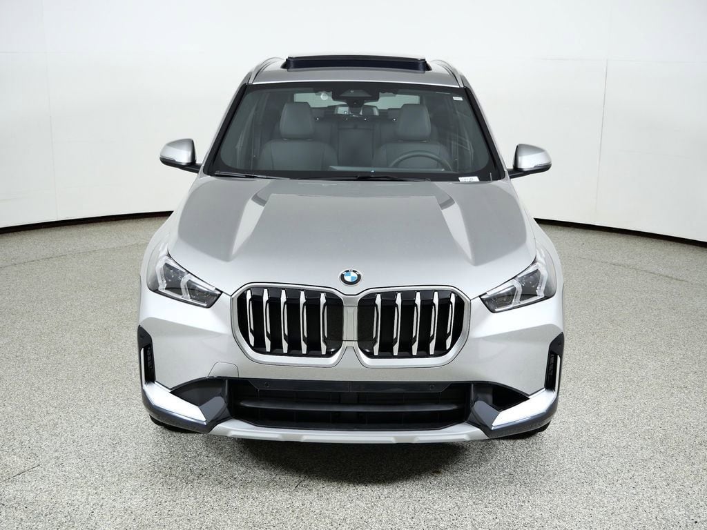Thumbnail: 2026 BMW X1 - 18