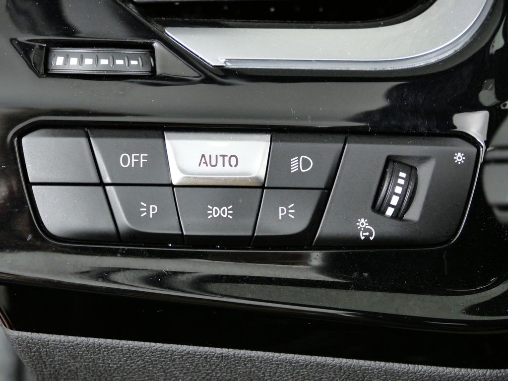 Thumbnail: 2024 BMW Z4 - 36