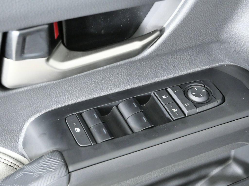 Thumbnail: 2025 Toyota Tacoma - 36