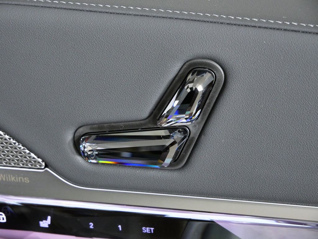 Thumbnail: 2026 BMW 7 Series - 23