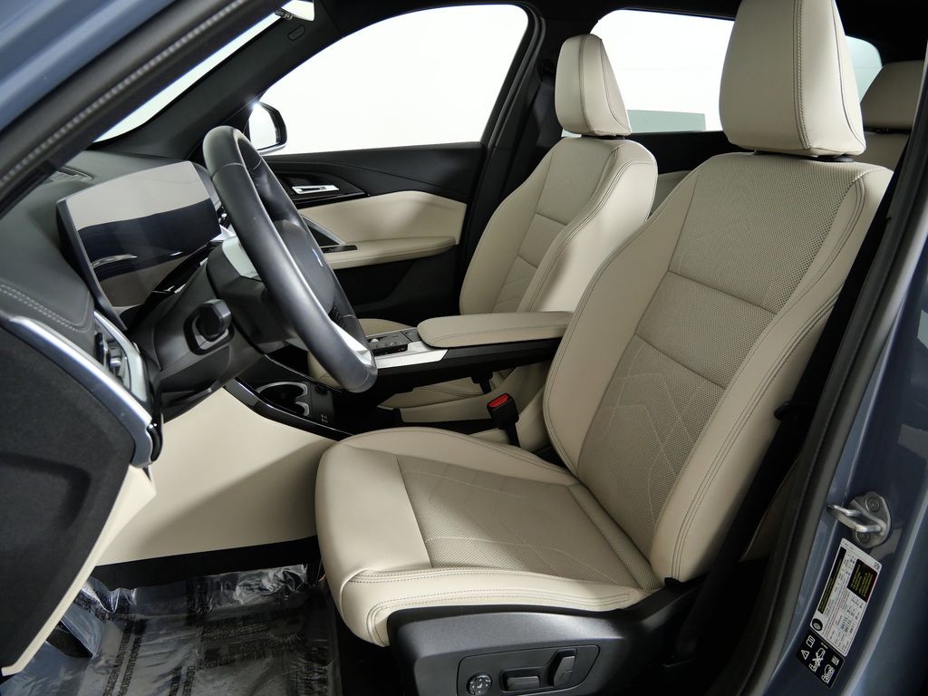 Thumbnail: 2024 BMW X1 - 37