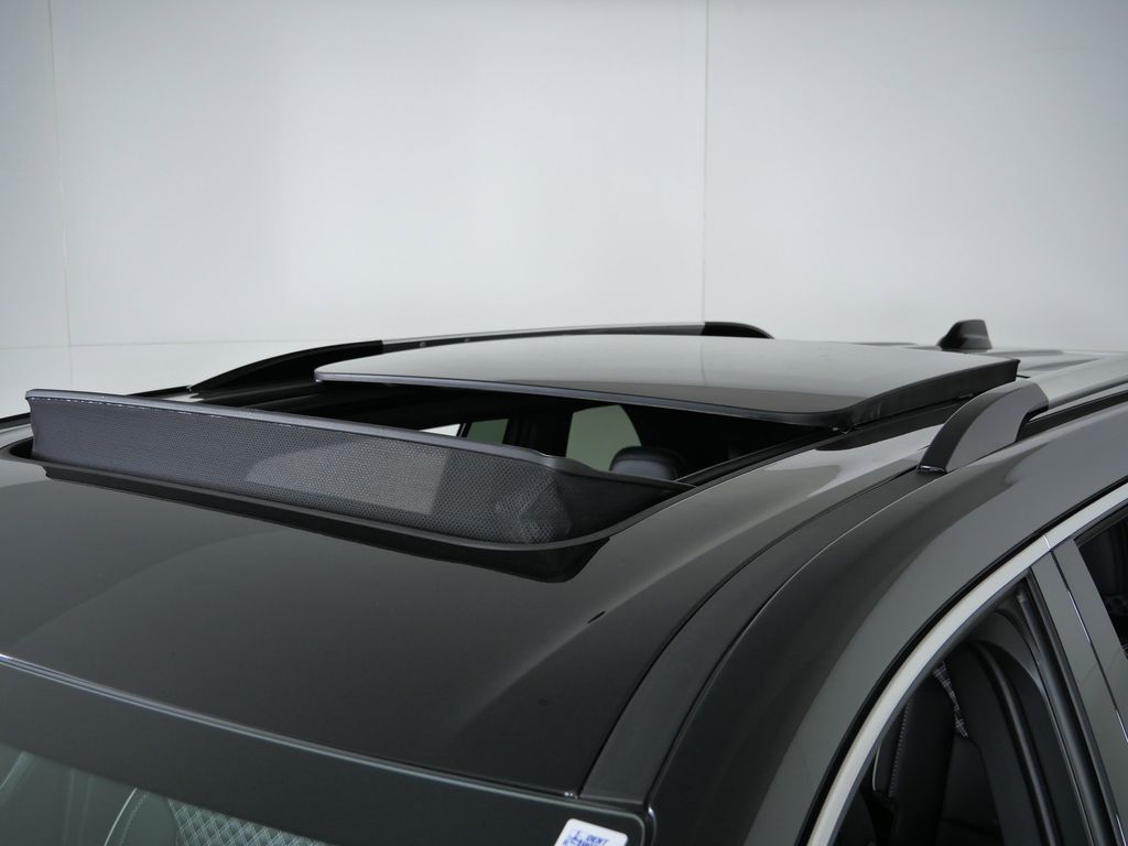 Thumbnail: 2025 GMC Acadia - 19