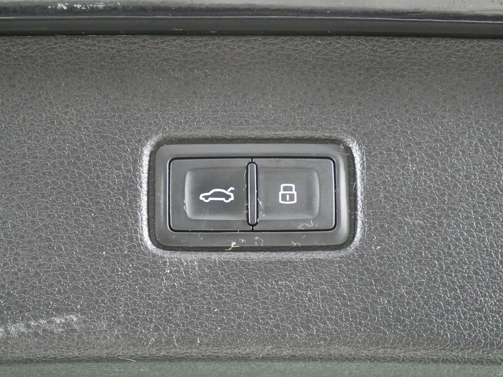 2017 Audi Q7 Premium Plus 26