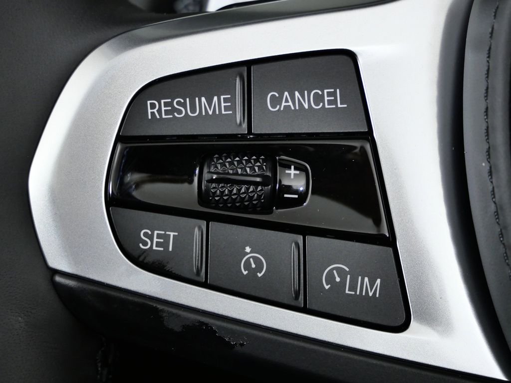 Thumbnail: 2026 BMW Z4 - 36