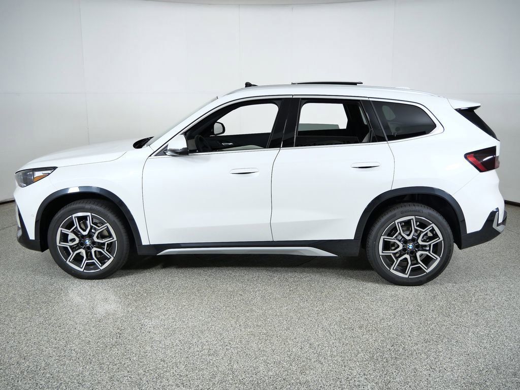 Thumbnail: 2026 BMW X1 - 17