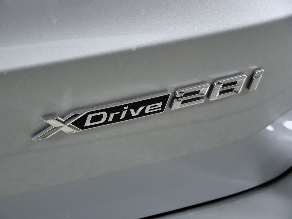 Thumbnail: 2026 BMW X1 - 12