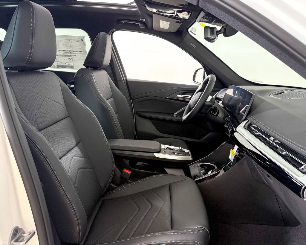 Thumbnail: 2025 BMW X1 - 22