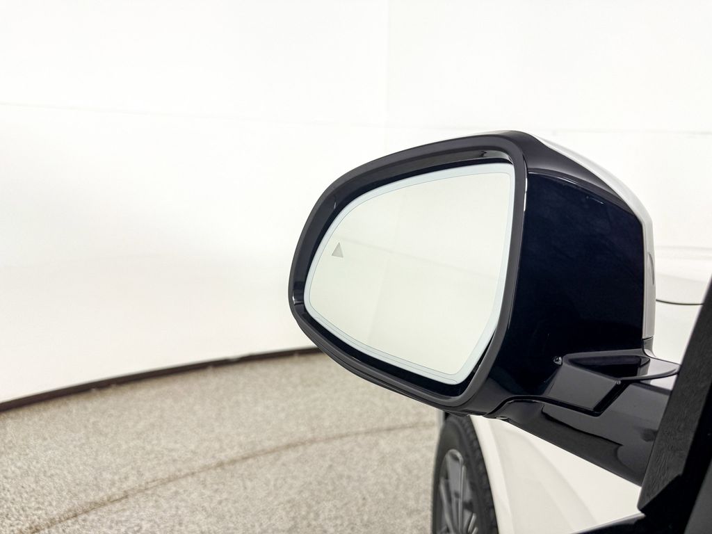 Thumbnail: 2026 BMW X5 - 37