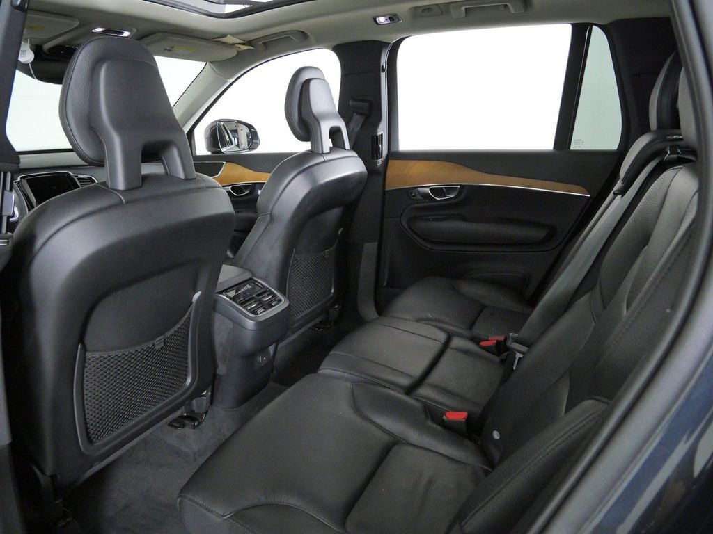 Thumbnail: 2021 Volvo XC90 - 30