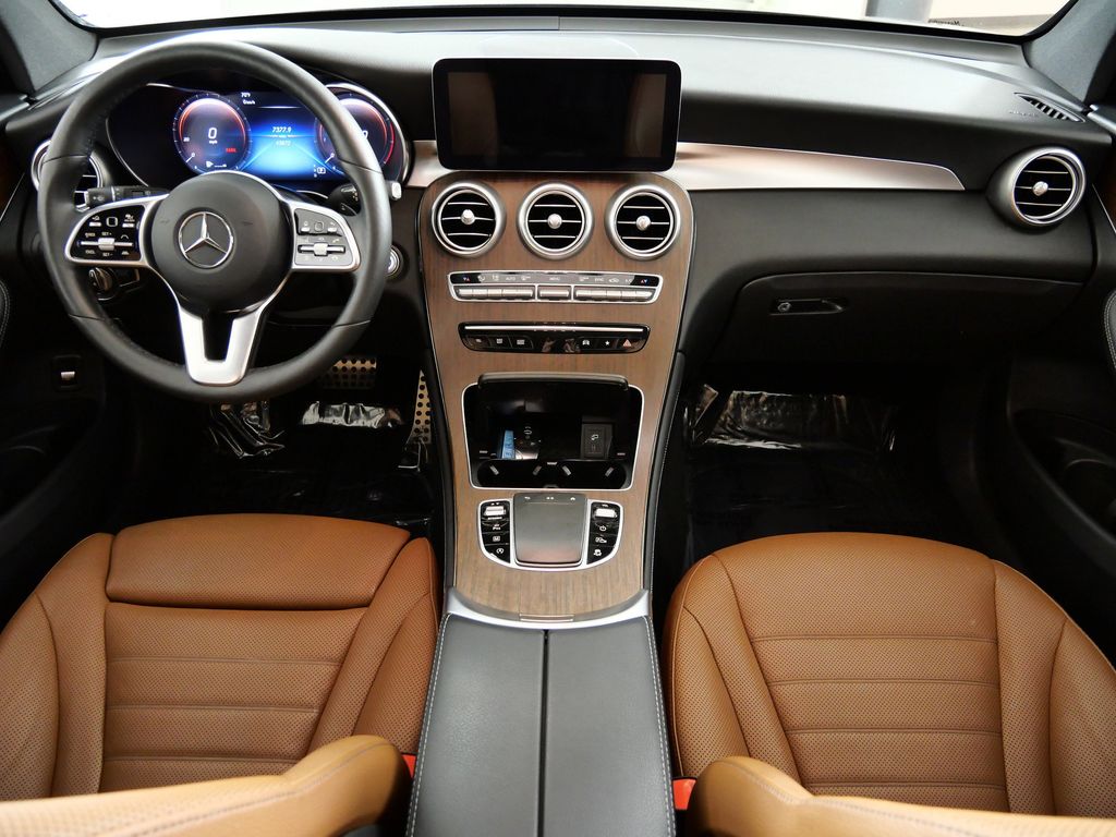 Thumbnail: 2021 Mercedes-Benz GLC - 6