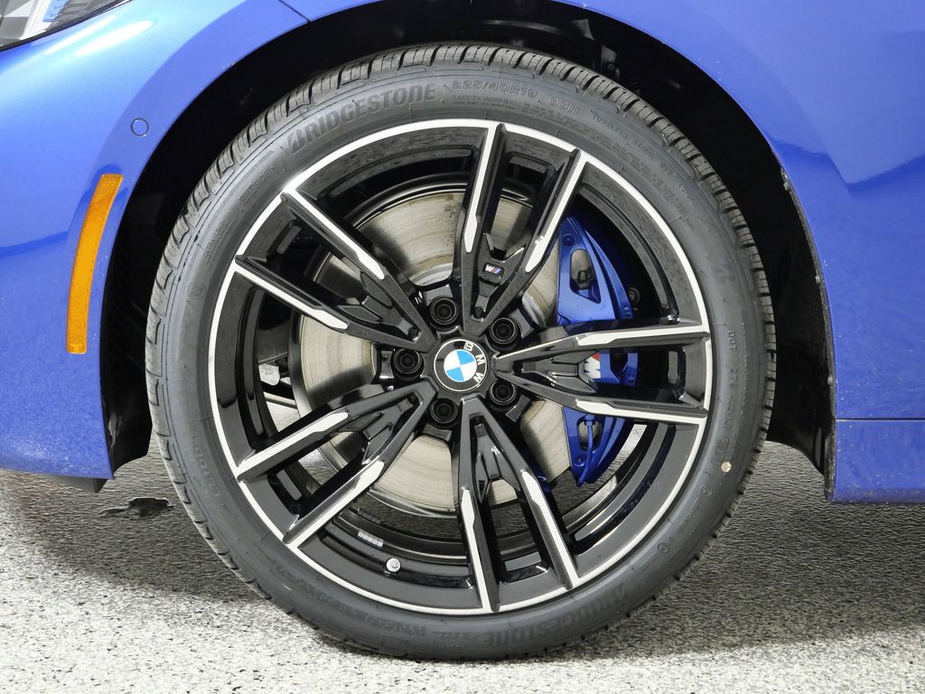 Thumbnail: 2026 BMW 4 Series - 17