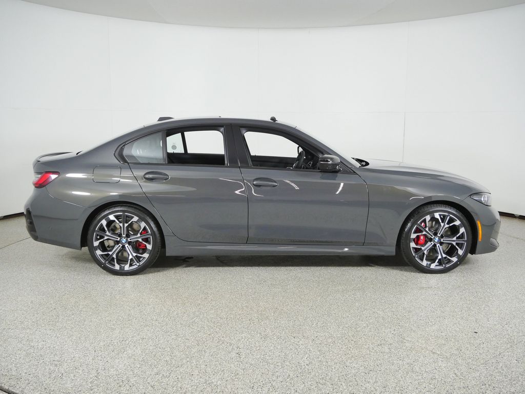 Thumbnail: 2026 BMW 3 Series - 8