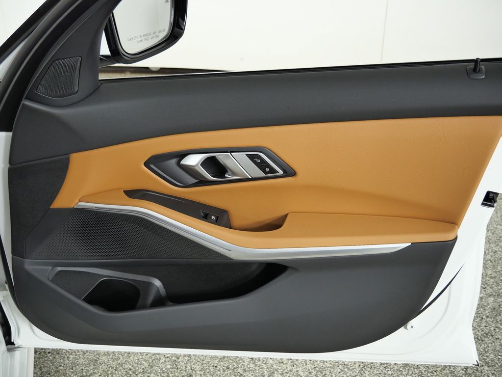 Thumbnail: 2023 BMW 3 Series - 23