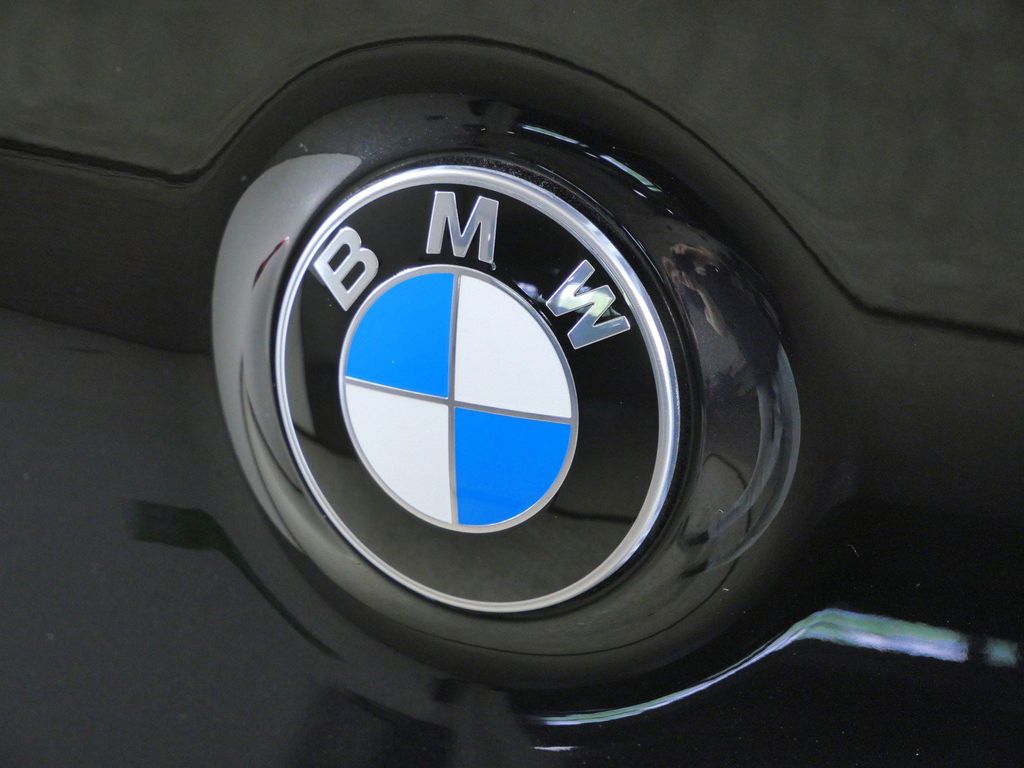 Thumbnail: 2026 BMW X3 - 11