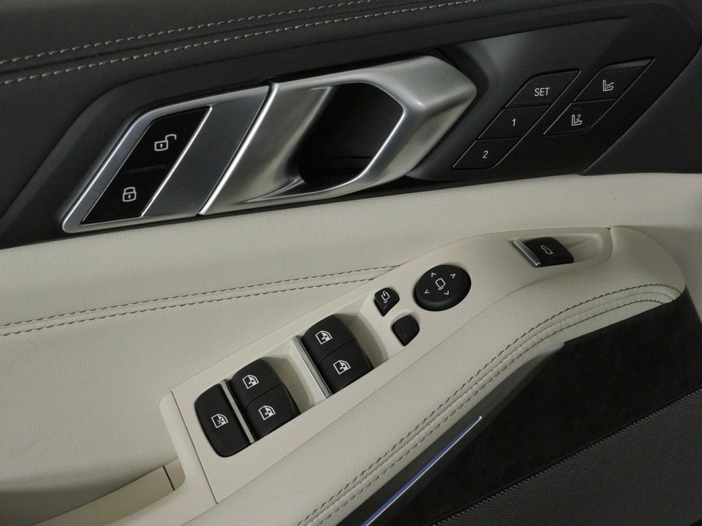 Thumbnail: 2026 BMW X5 - 37